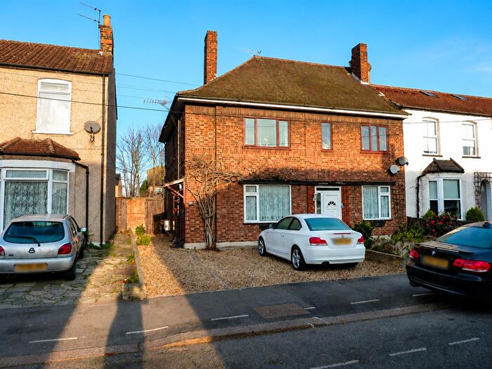 2 Bedroom Flat For Sale In Como Street Romford Essex, RM7