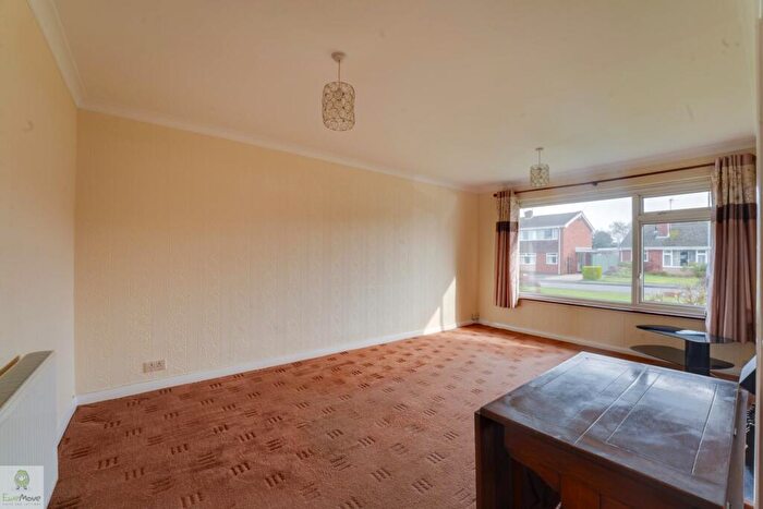 2 Bedroom Semi-Detached Bungalow For Sale In Barn Close, Stafford, ST17