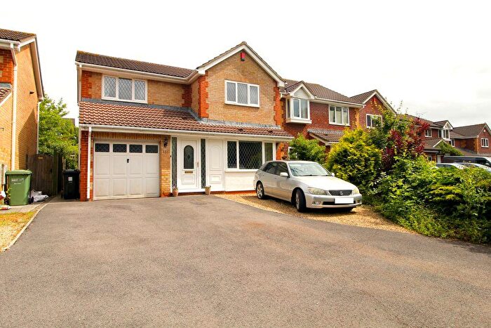 4 Bedroom Detached House For Sale In Campion Drive, Bradley Stoke, BS32