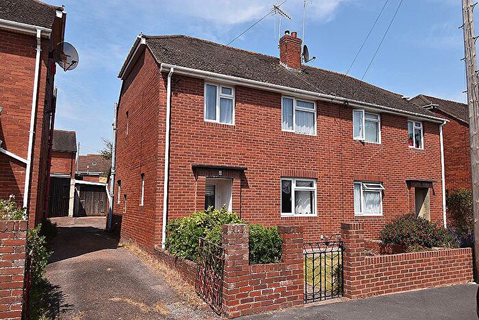 3 Bedroom Semi Detached House For Sale In Kingsway, Heavitree, Exeter, EX2