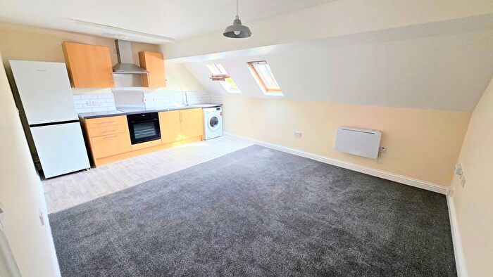 2 Bedroom Flat To Rent In Southgate Street, Gloucester, GL1