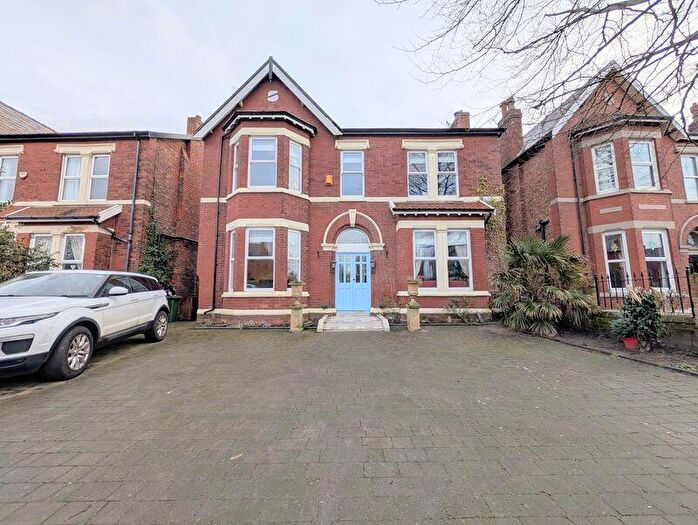 4 Bedroom Detached House To Rent In Golf Open - Westmoreland Road, Southport - Sleeps, PR8