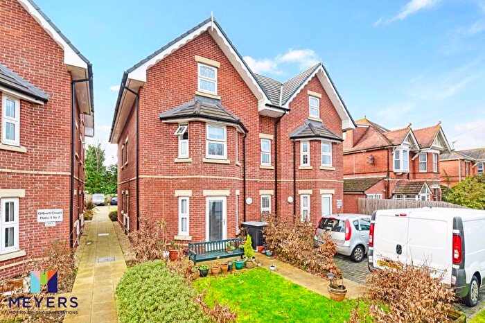 2 Bedroom Flat To Rent In Lowther Road, Charminster, BH8