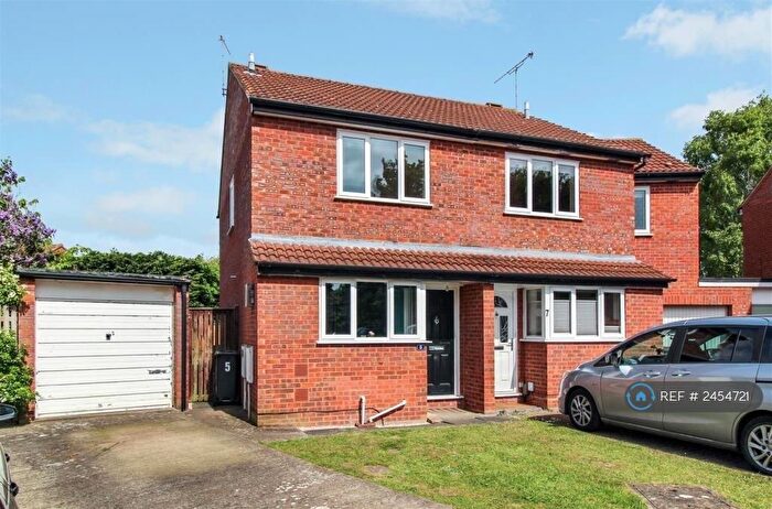 2 Bedroom Semi-Detached House To Rent In Woburn Close, Sydenham, Leamington Spa, CV31