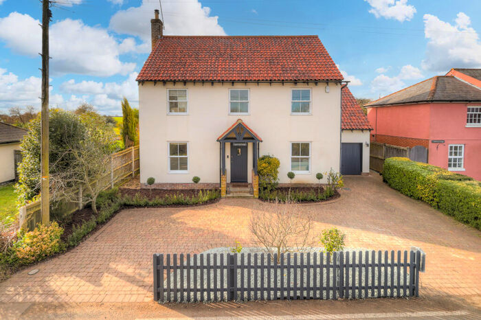 6 Bedroom Detached House For Sale In Coggeshall Road, Kelvedon, Essex, CO5