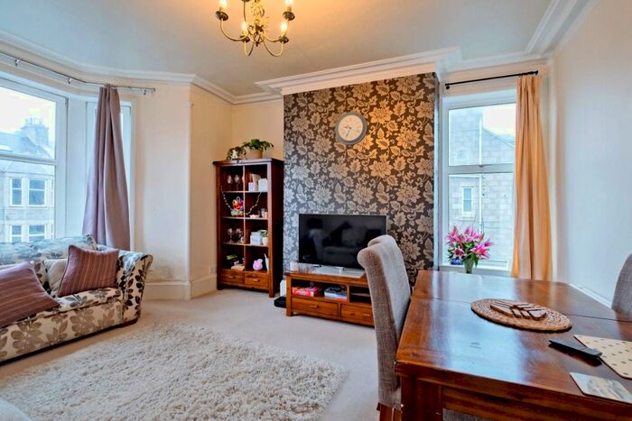 2 Bedroom Flat To Rent In Blenheim Place, West End, Aberdeen, AB25