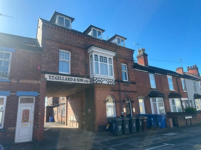 1 Bedroom Flat To Rent In Blackpool Street, Burton-On-Trent, Staffordshire, DE14