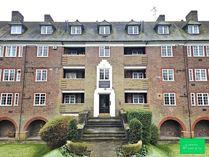 2 Bedroom Flat To Rent In Lyttelton Road, London, N2