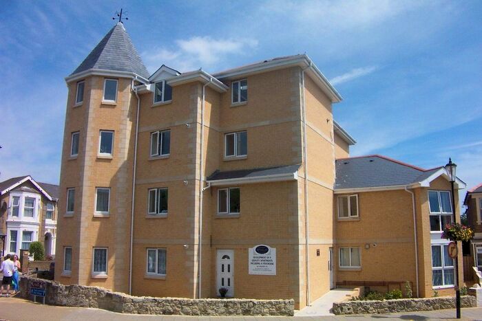 2 Bedroom Flat To Rent In Regent Street, Shanklin, PO37