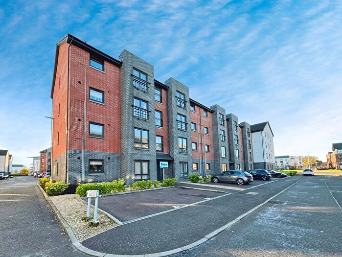 2 Bedroom Flat For Sale In Lapwing Road, Renfrew, PA4