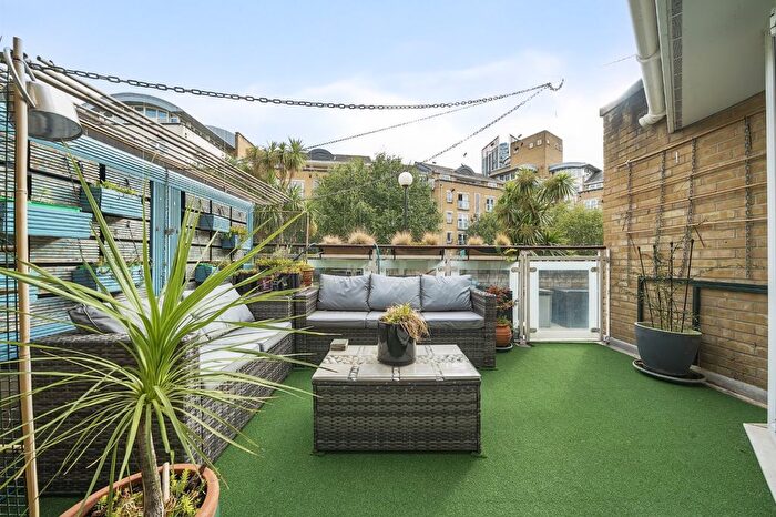 4 Bedroom Terraced House To Rent In Woodland Crescent, London, SE16