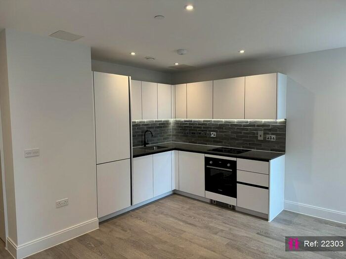 1 Bedroom Apartment To Rent In Memorial Avenue, Slough, SL1