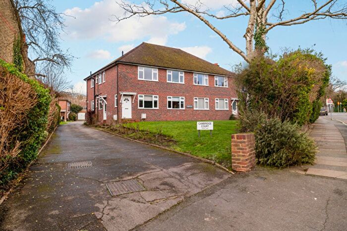 2 Bedroom Garage / Parking To Rent In Cambridge Road, London, SW20