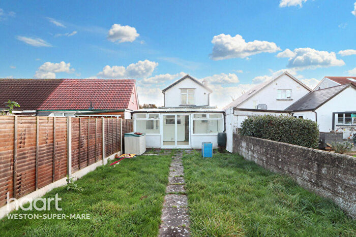 2 Bedroom Detached House For Sale In Willow Close, Weston-Super-Mare, BS22