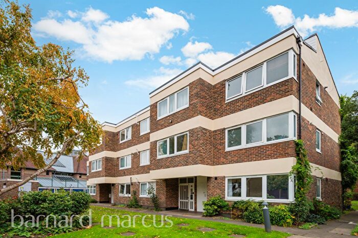 1 Bedroom Flat For Sale In Clifton Road, London, SW19
