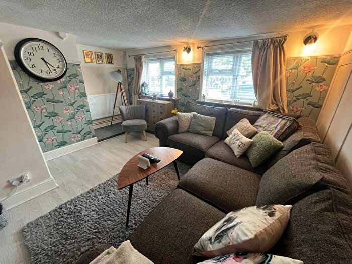 1 Bedroom Detached House For Sale In Bridge Street, Chatteris, PE16