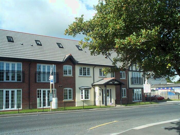 2 Bedroom Flat To Rent In Dixon Court, Chelford, Macclesfield, SK11
