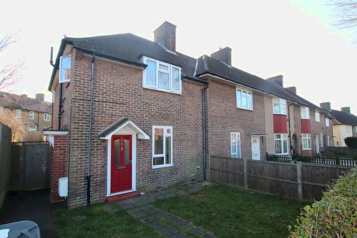 1 Bedroom Maisonette To Rent In Downham Way, London, BR1