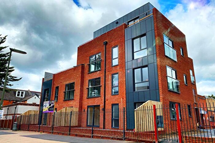 2 Bedroom Flat To Rent In Balfour Court, Knoll Walk, GU15