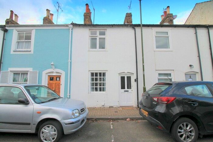 2 Bedroom Terraced House To Rent In Ship Street, Shoreham By Sea BN43