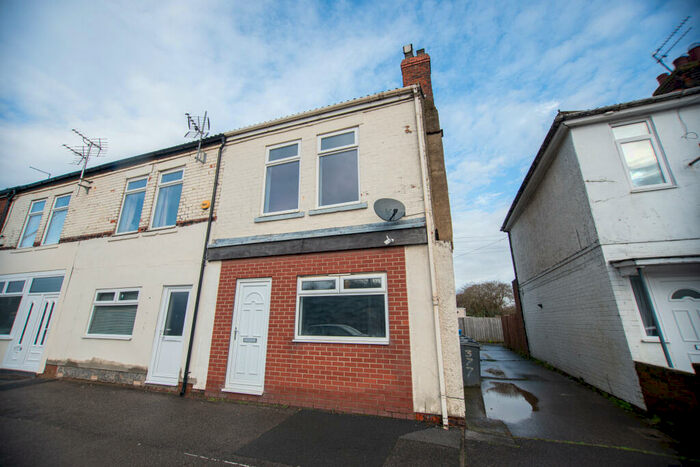 2 Bedroom Semi-Detached House To Rent In Hedon Road, Hull, East Riding Of Yorkshire, HU9