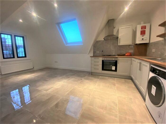 2 Bedroom Apartment To Rent In Camberley, GU15