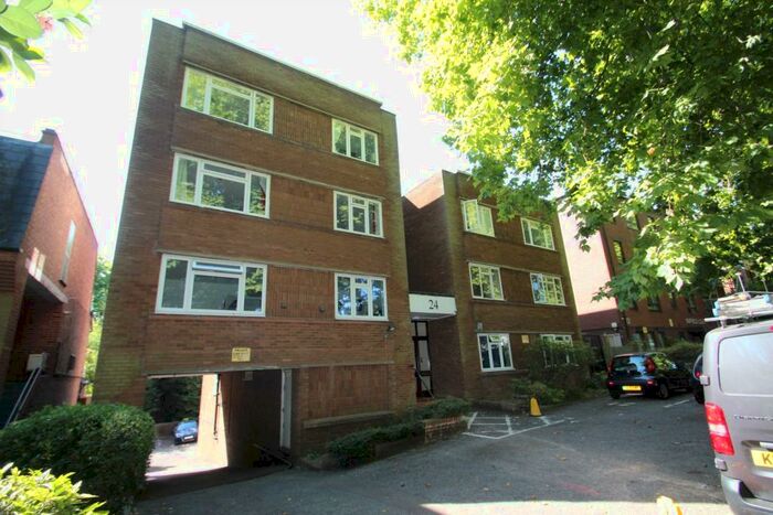 2 Bedroom Apartment To Rent In Shepherds Hill, Highgate, N6