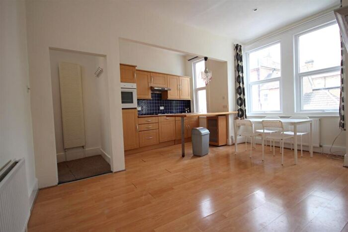 2 Bedroom Flat To Rent In Fortune Gate Road, Harlesden, NW10
