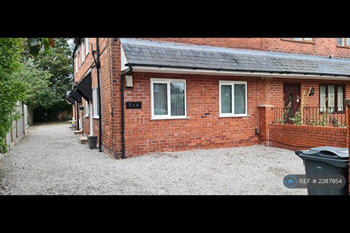 1 Bedroom Flat To Rent In Parrswood Road, Manchester, M20