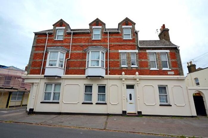 2 Bedroom Flat To Rent In St Lukes Avenue, Ramsgate, CT11