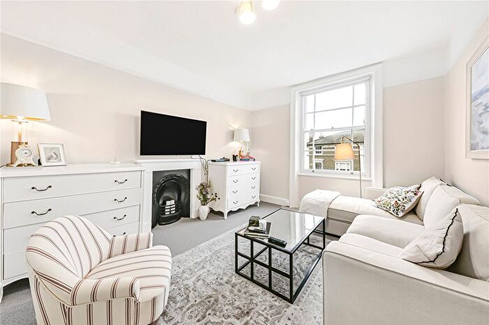 2 Bedroom Flat To Rent In Carlton Hill, London, NW8