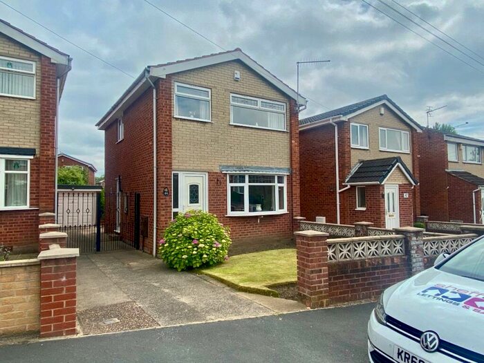 3 Bedroom Detached House To Rent In Parsley Hay Road, Sheffield, S13