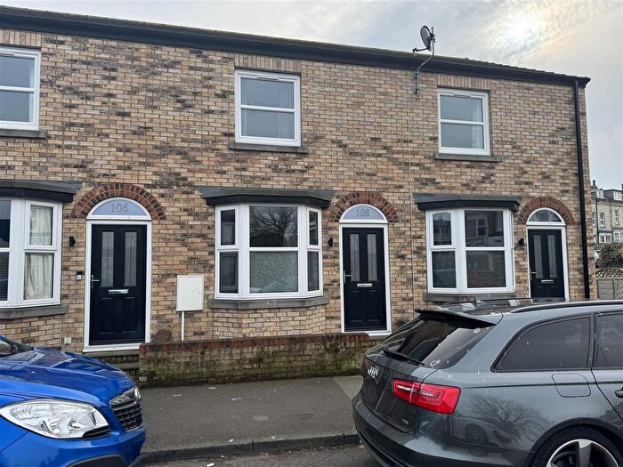 2 Bedroom Terraced House To Rent In Northway, Scarborough, YO12