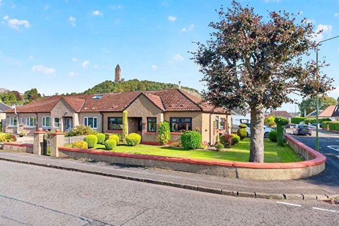 3 Bedroom Semi-Detached House For Sale In Castle Road, Stirling, FK9