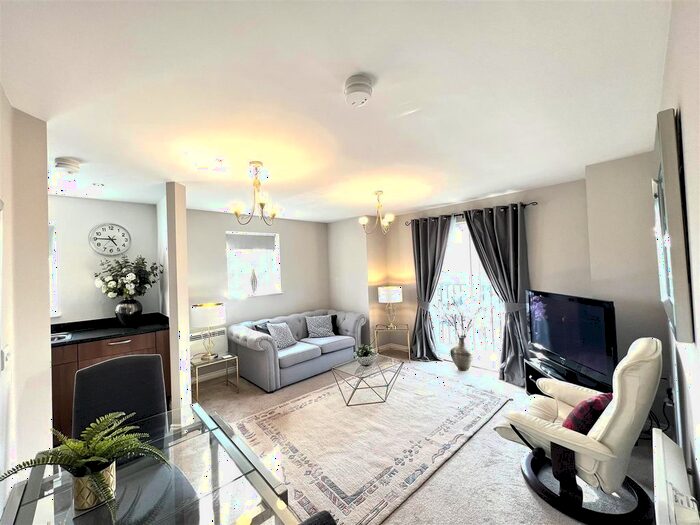 2 Bedroom Flat To Rent In Scholars Court, Principal Rise, York, YO24