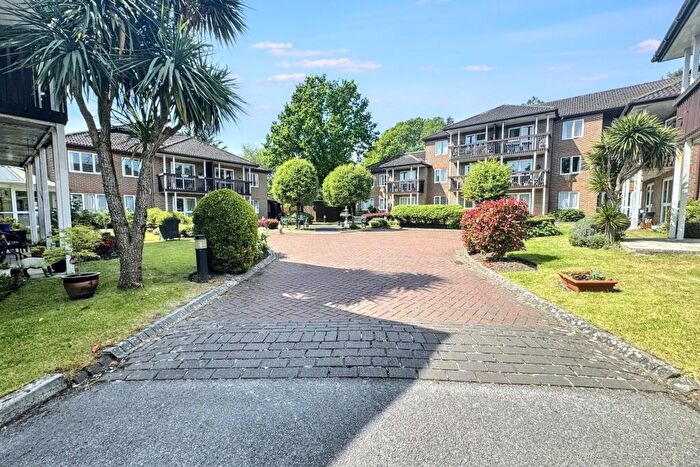 2 Bedroom Retirement Property For Sale In Ferndown, BH22