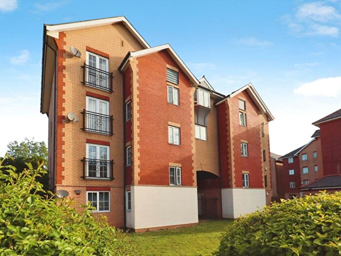 1 Bedroom Apartment For Sale In Seager Drive, Cardiff, CF11