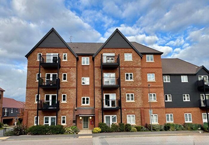 1 Bedroom Flat For Sale In Stunning Apartment - % Share - No Chain, HP10