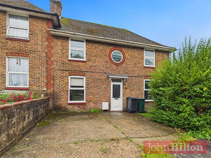 5 Bedroom Semi Detached House To Rent In The Highway, Brighton, BN2