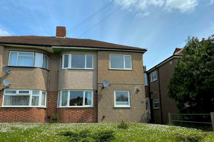 2 Bedroom Maisonette To Rent In Wrythe Lane, Carshalton, Surrey, SM5