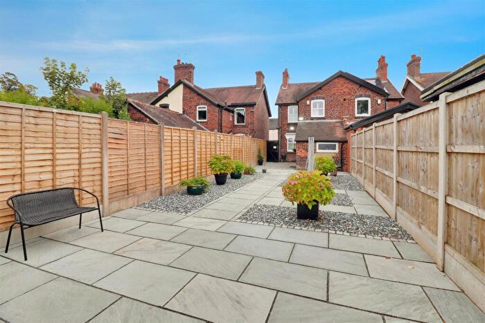 3 Bedroom Semi-Detached House For Sale In Audley Road, Alsager, ST7