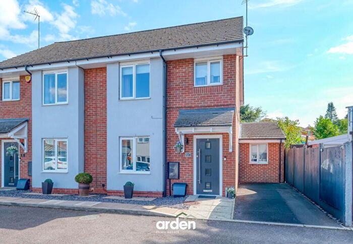 3 Bedroom Semi-Detached House For Sale In Eachway, Rednal, B45
