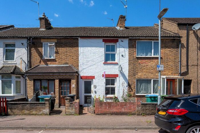 2 Bedroom Terraced House To Rent In Sotheron Road, Watford, Hertfordshire, WD17