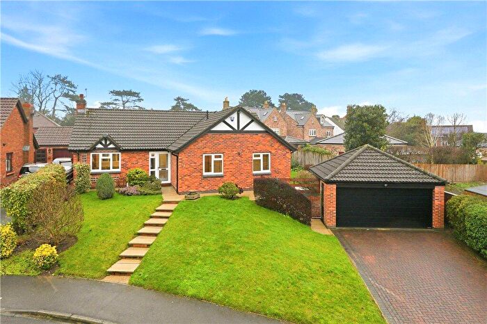 3 Bedroom Bungalow For Sale In Kirkby Avenue, Ripon, North Yorkshire, HG4