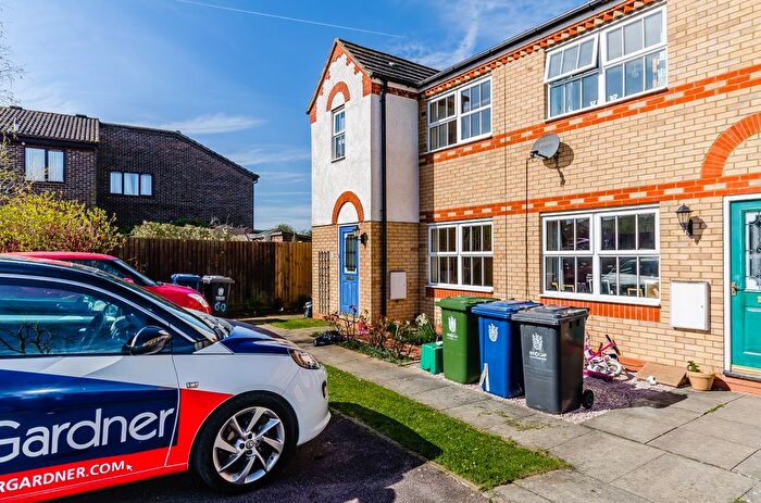 3 Bedroom Property To Rent In Woodlark Drive, Cambridge, CB24