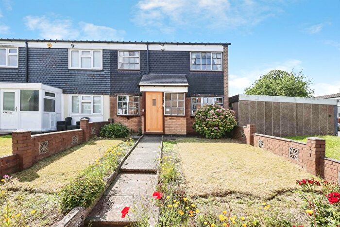 3 Bedroom End Of Terrace House For Sale In Yorklea Croft, Birmingham, B37
