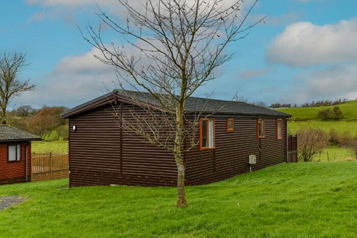 2 Bedroom Lodge For Sale In Top Thorn Farm, Whinfell, LA8