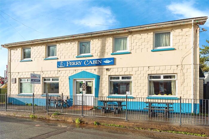 2 Bedroom Detached House For Sale In Ferryside, Carmarthenshire, SA17