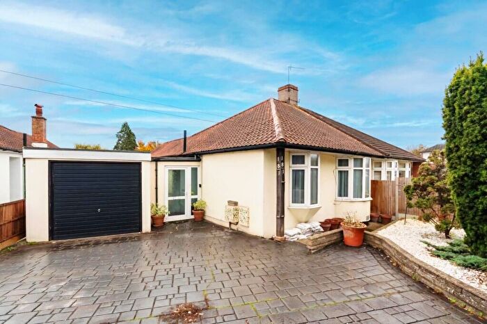 3 Bedroom Bungalow To Rent In Blendon Road, Bexley, DA5