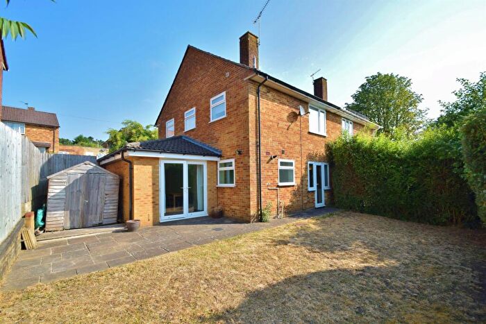 4 Bedroom Semi Detached House To Rent In Stanmore, SO22